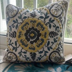 NWT 3-PIECE BUNDLE-SET KIRKLANDS ACCENT PILLOWS Teal, Yellow Medallion Design
